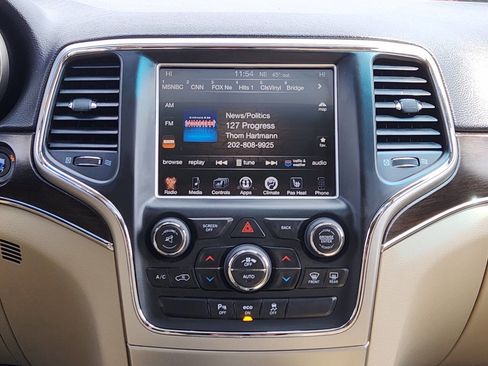 Used 2014 Jeep Grand Cherokee Limited w/ Trailer Tow Group IV image 18