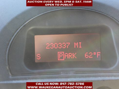 Used 2007 Pontiac Grand Prix GXP w/ Sun And Sound Package image 10