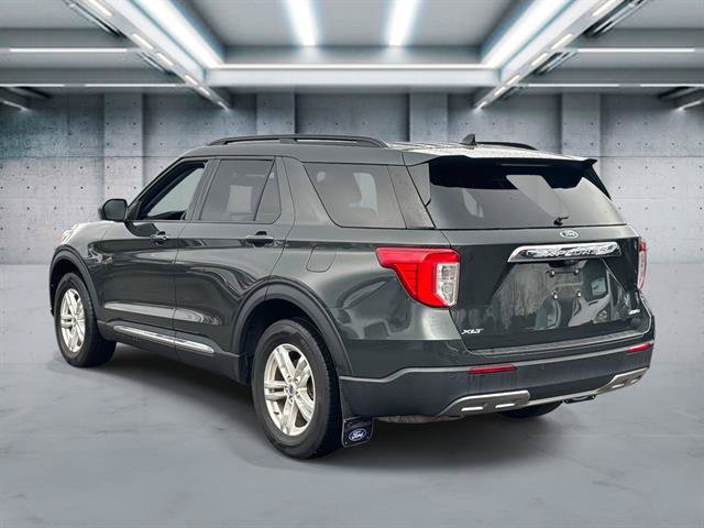 Used 2023 Ford Explorer XLT w/ Equipment Group 202A AWD/4WD image 5
