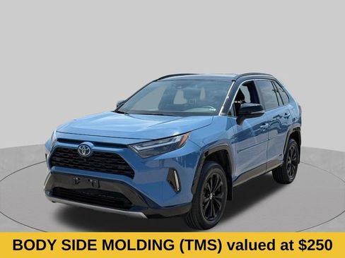 Used 2024 Toyota RAV4 XSE w/ Advanced Technology Package AWD/4WD image 10
