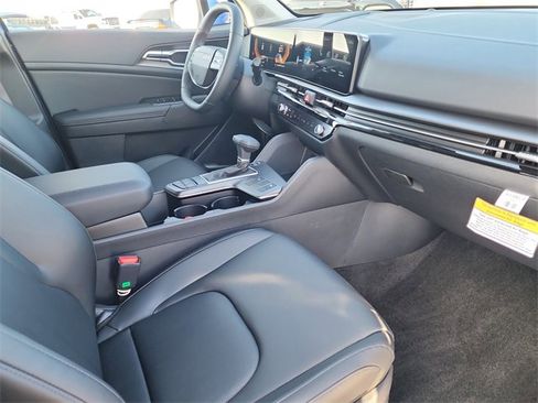 New 2026 Kia Sportage EX image 16