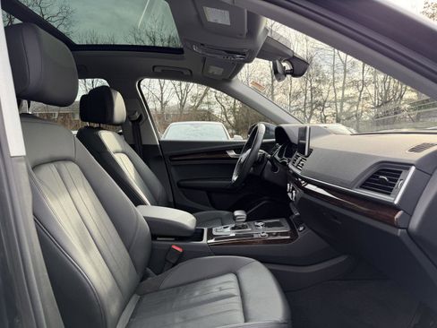 Used 2018 Audi Q5 2.0T Premium Plus w/ Premium Plus Package image 14