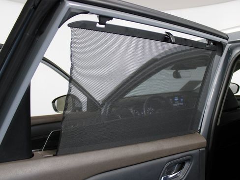 Used 2023 Nissan Rogue SL w/ SL Premium Package image 27