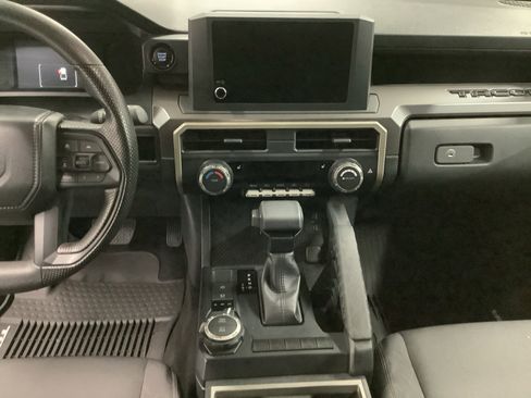 Certified 2024 Toyota Tacoma SR5 image 11