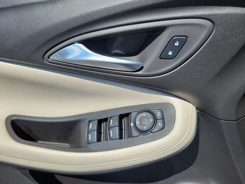 Used 2024 Buick Encore GX Preferred w/ Comfort Package FWD image 26