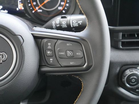 Used 2024 Jeep Wrangler Sport S image 18