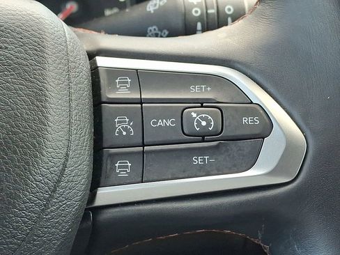 Certified 2022 Jeep Compass Limited image 25