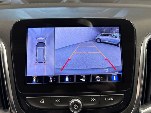 Used 2024 Chevrolet Equinox Premier AWD/4WD image 20