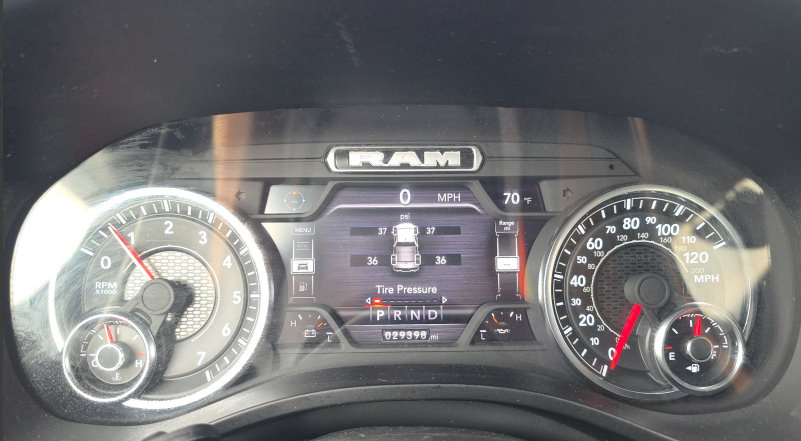 Used 2023 RAM 1500 Big Horn AWD/4WD image 17
