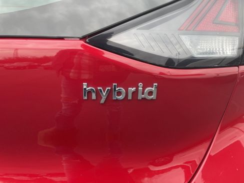 Used 2020 Hyundai Ioniq SEL image 12
