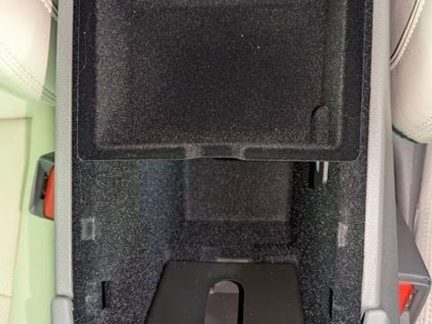 New 2025 Cadillac XT6 Premium Luxury w/ LPO, Floor Liner Package image 23