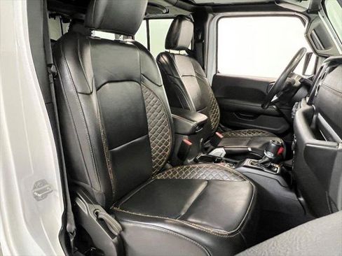 Certified 2022 Jeep Wrangler Unlimited Sahara image 12