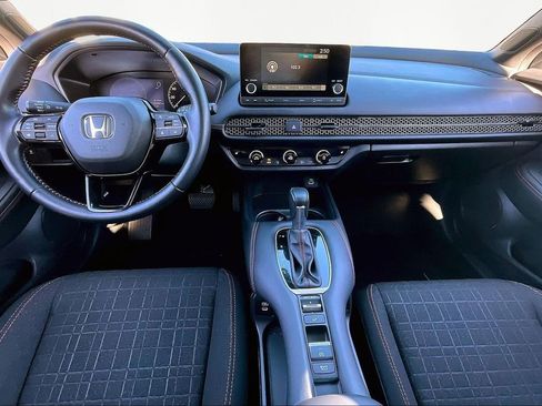 Used 2025 Honda HR-V Sport image 8