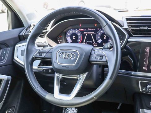 Used 2023 Audi Q3 2.0T Premium w/ Convenience Package AWD/4WD image 16