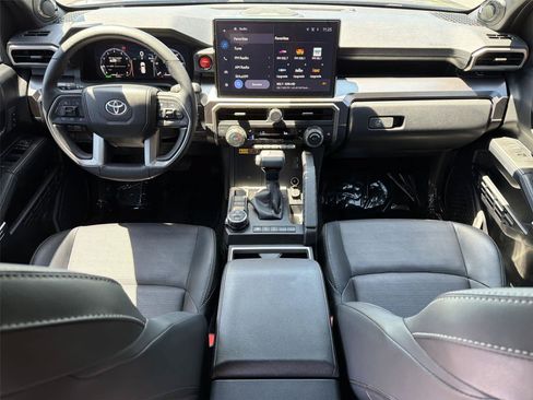 Used 2025 Toyota 4Runner TRD Off-Road Premium w/ Tow Technology Package AWD/4WD image 11