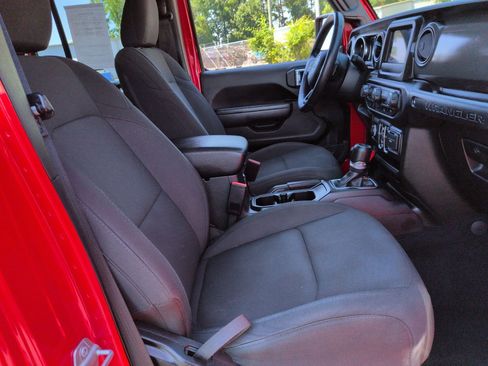 Used 2022 Jeep Wrangler Unlimited Sport AWD/4WD image 33