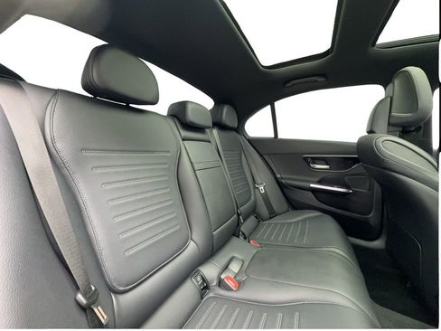 Used 2023 Mercedes-Benz C 300 Sedan image 26