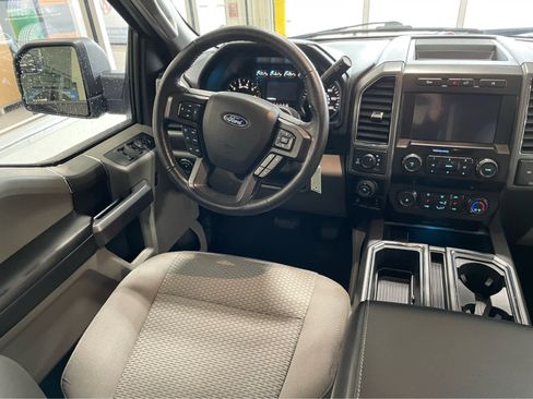 Used 2020 Ford F150 XLT w/ Equipment Group 302A Luxury AWD/4WD image 18
