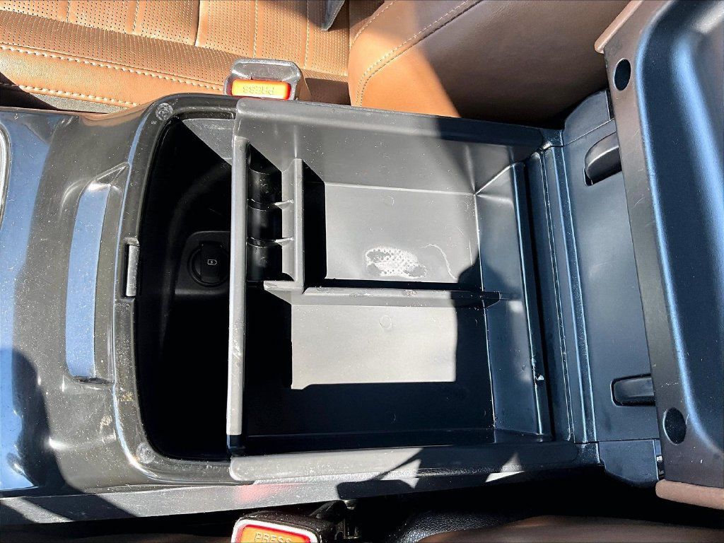 Used 2022 Kia Telluride SX w/ SX Prestige Package AWD/4WD image 34