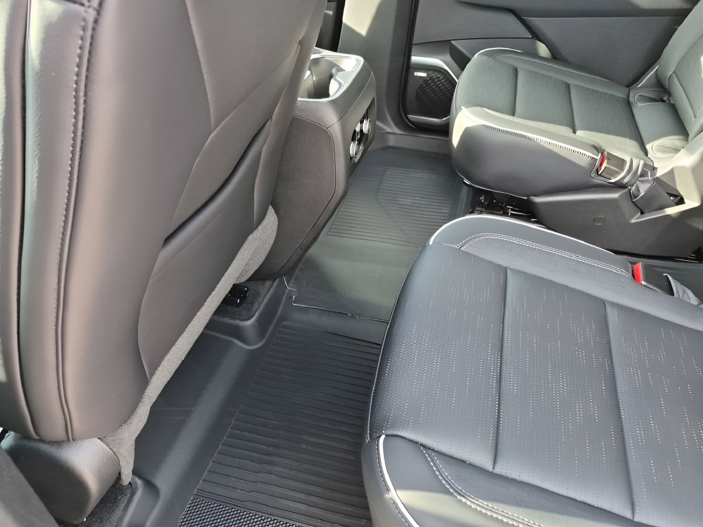 New 2026 Buick Enclave Sport Touring w/ Power Package FWD image 35