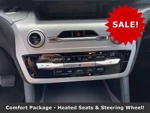 Certified 2020 Ford Explorer XLT w/ Equipment Group 202A AWD/4WD image 21