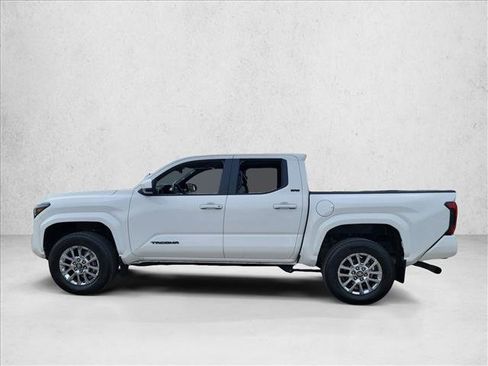 Used 2024 Toyota Tacoma SR5 image 8
