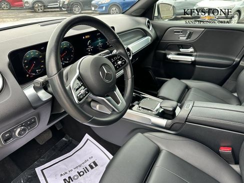 Used 2023 Mercedes-Benz GLB 250 image 10