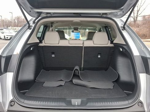 Used 2025 Honda HR-V LX image 28