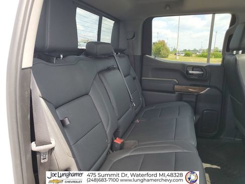 Used 2022 Chevrolet Silverado 1500 LT Trail Boss w/ LT Trail Boss Premium Package AWD/4WD image 29