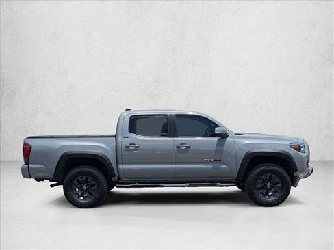 Used 2021 Toyota Tacoma SR5 w/ Trail Edition AWD/4WD image 2