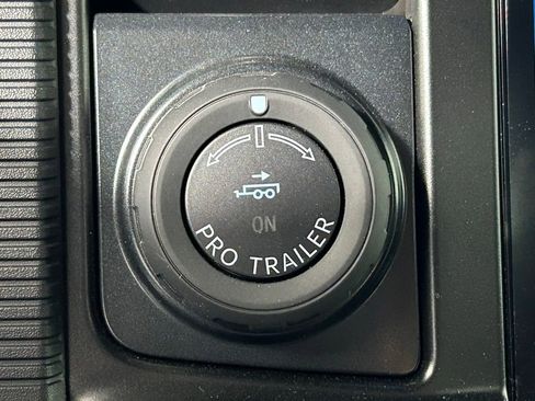 Used 2025 Ford F150 Lariat w/ Equipment Group 502A High AWD/4WD image 27