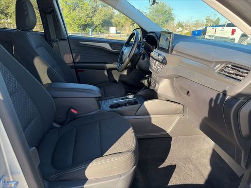 Used 2024 Ford Escape Active image 9