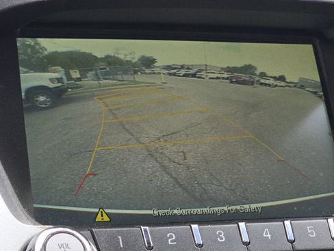 Used 2015 Chevrolet Equinox LT w/ Driver Convenience Package FWD image 26
