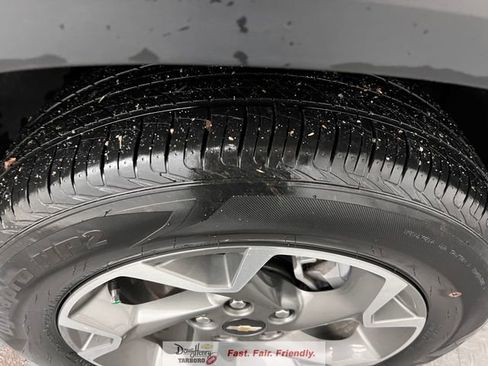 Used 2025 Chevrolet Trax LT image 18