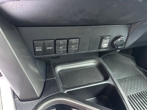 Used 2017 Toyota RAV4 SE AWD/4WD image 23
