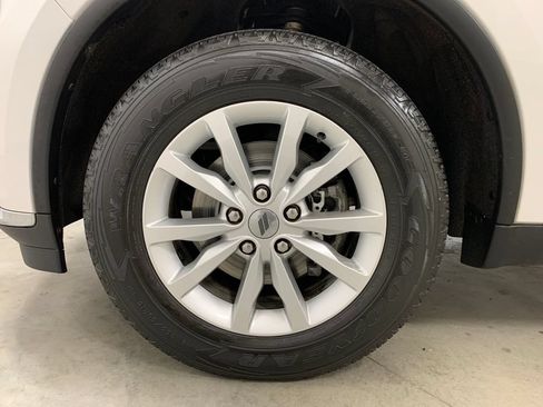 Used 2019 Dodge Durango SXT AWD/4WD image 22