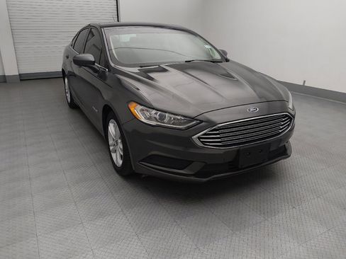 Used 2018 Ford Fusion S FWD image 14
