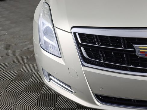 Used 2016 Cadillac XTS Luxury w/ Driver Awareness Package image 16