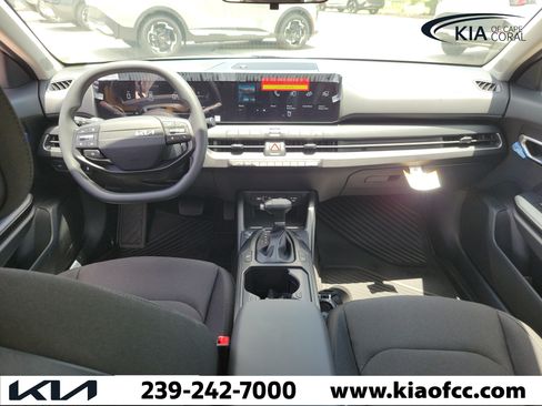 New 2026 Kia K4 FWD image 14