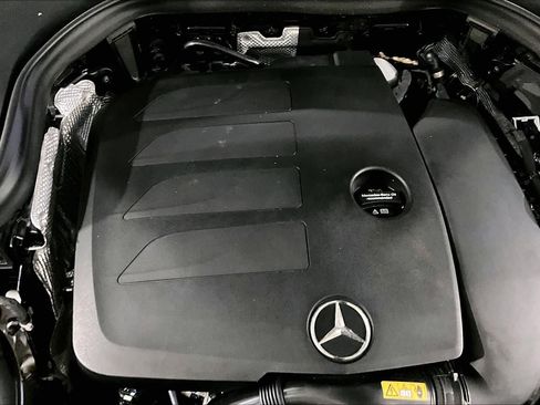 Used 2020 Mercedes-Benz GLC 300 4MATIC image 30