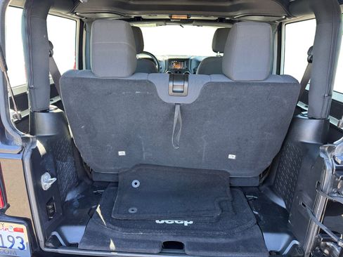 Used 2016 Jeep Wrangler Sport w/ Quick Order Package 24S AWD/4WD image 17