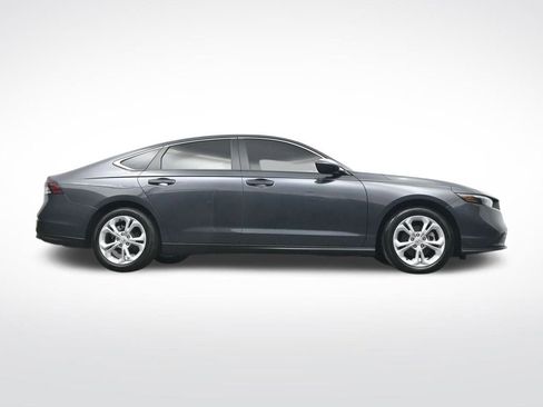 Used 2025 Honda Accord LX image 33