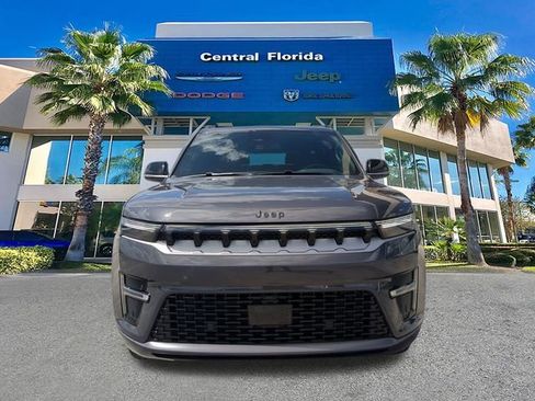 New 2026 Jeep Grand Wagoneer 2WD image 3
