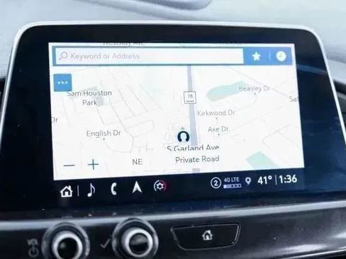 Used 2022 Cadillac CT4 Luxury w/ Sun And Sound Package image 34