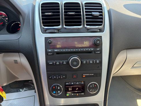 Used 2008 GMC Acadia SLT FWD image 13