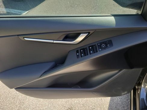 New 2026 Kia Niro LX FWD image 19