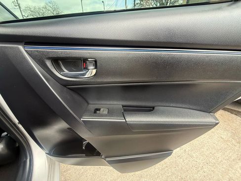 Used 2017 Toyota Corolla SE w/ Carpet Mat Package (TMS) image 21