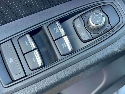 Used 2022 Subaru Ascent Onyx Edition image 13