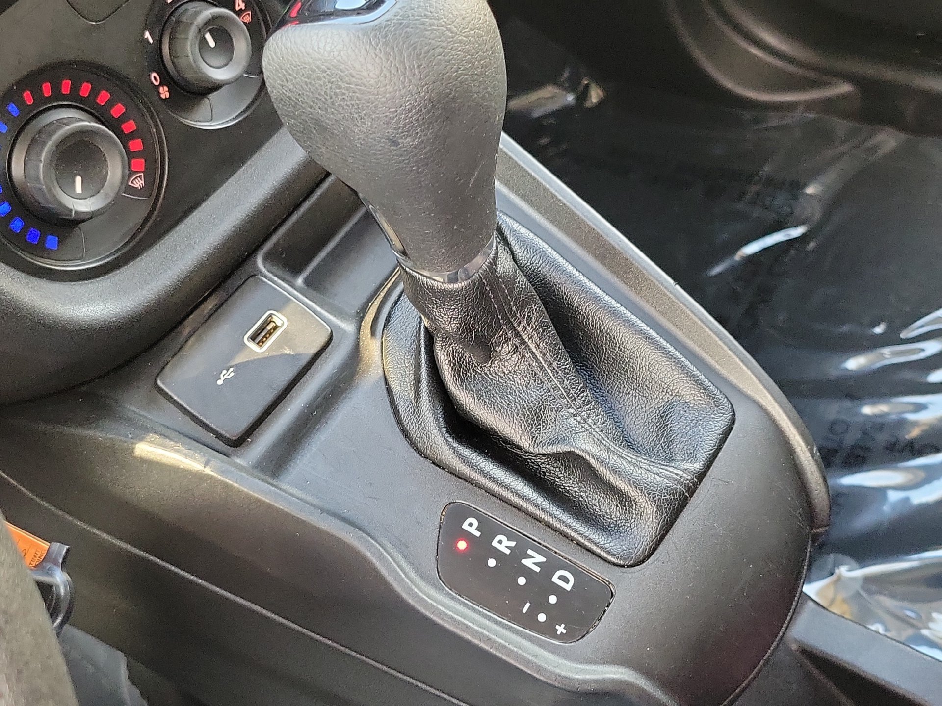 Used 2022 RAM ProMaster City Tradesman FWD image 15