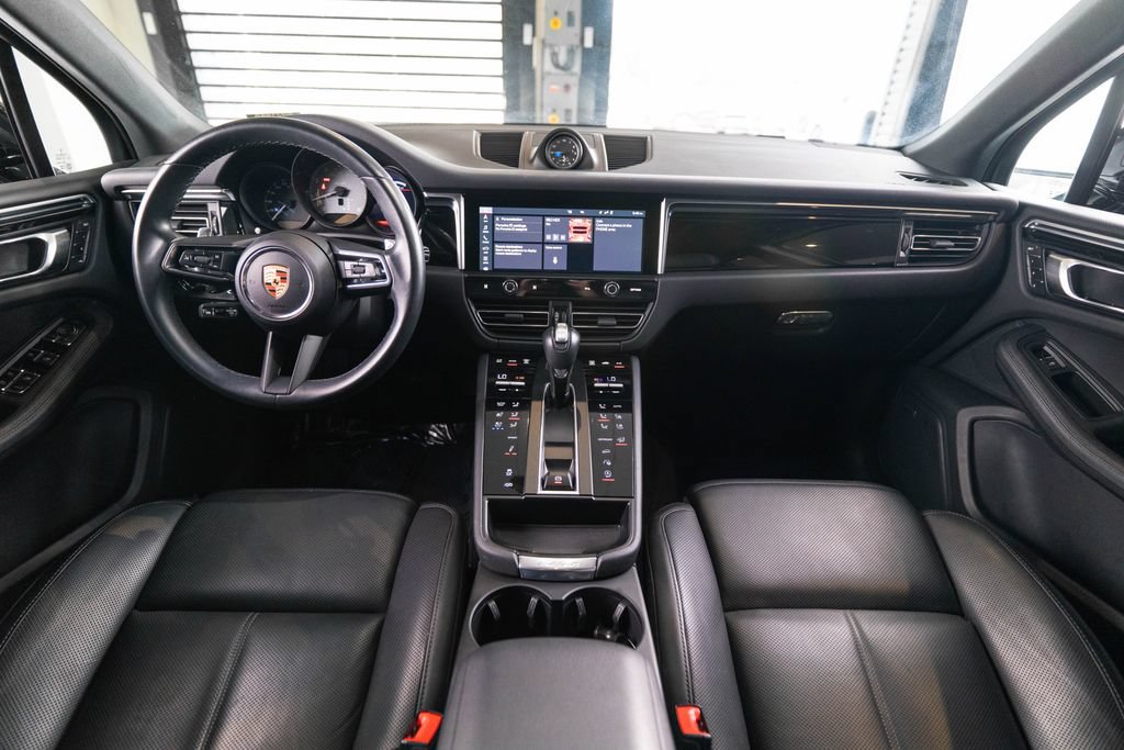 Certified 2024 Porsche Macan S AWD/4WD image 15